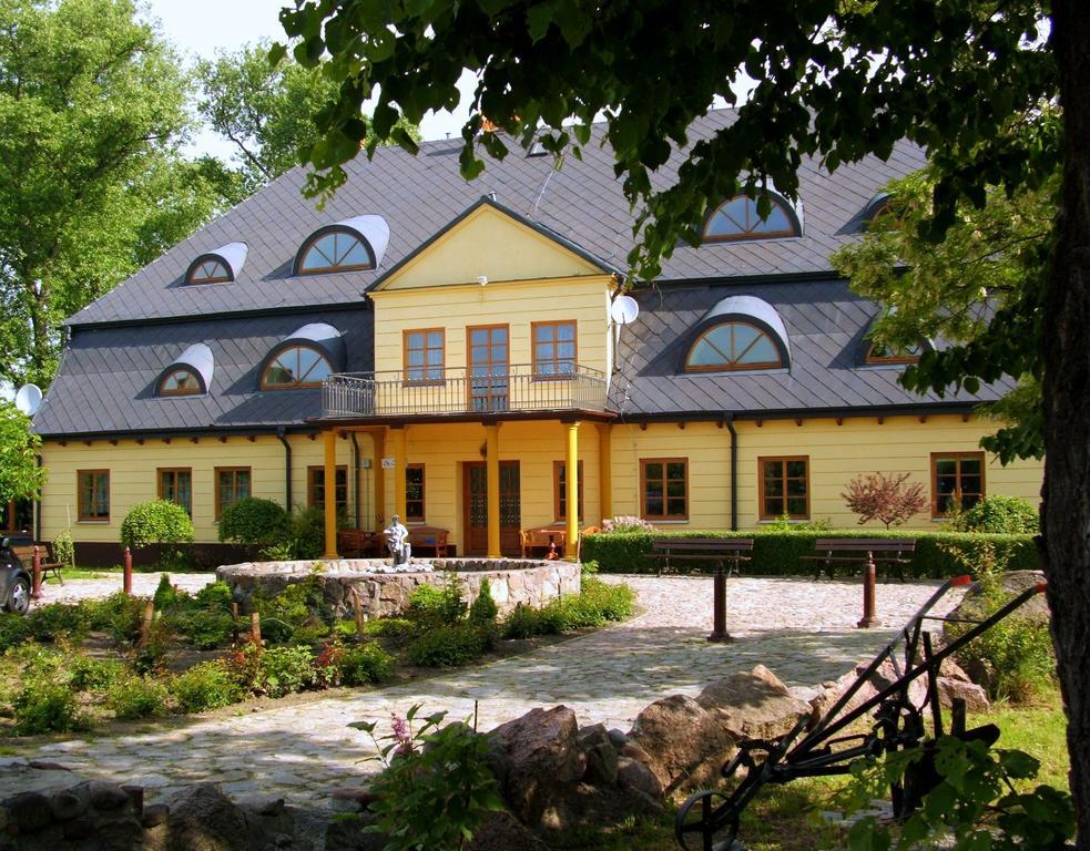 Dworek Pod Herbem Gądkowice Exterior foto
